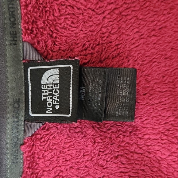The North Face fleece zip up jacket cranberry pink soft Osito size medium - Picture 9 of 11